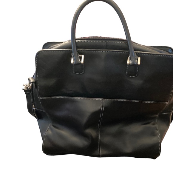 Levenger black leather briefcase with silver tone hardware, shoulder strap - Picture 2 of 7